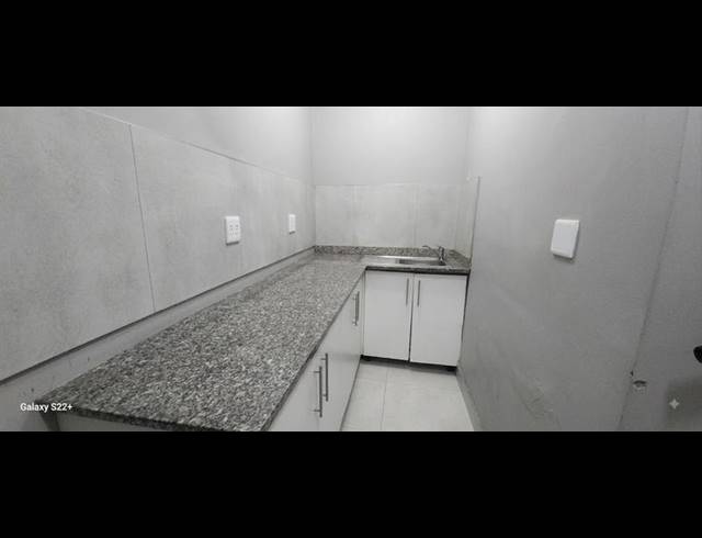 1 BEDROOM PROPERTY TO RENT IN DURBAN NORTH